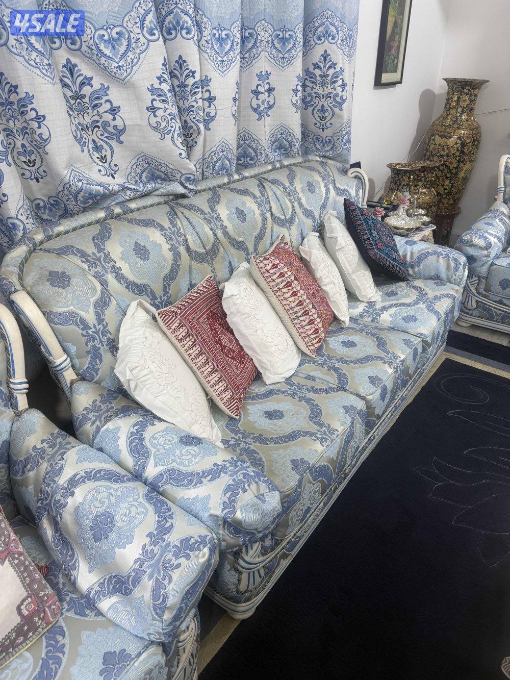 طقم جلوس فاخر متكامل- set living room3