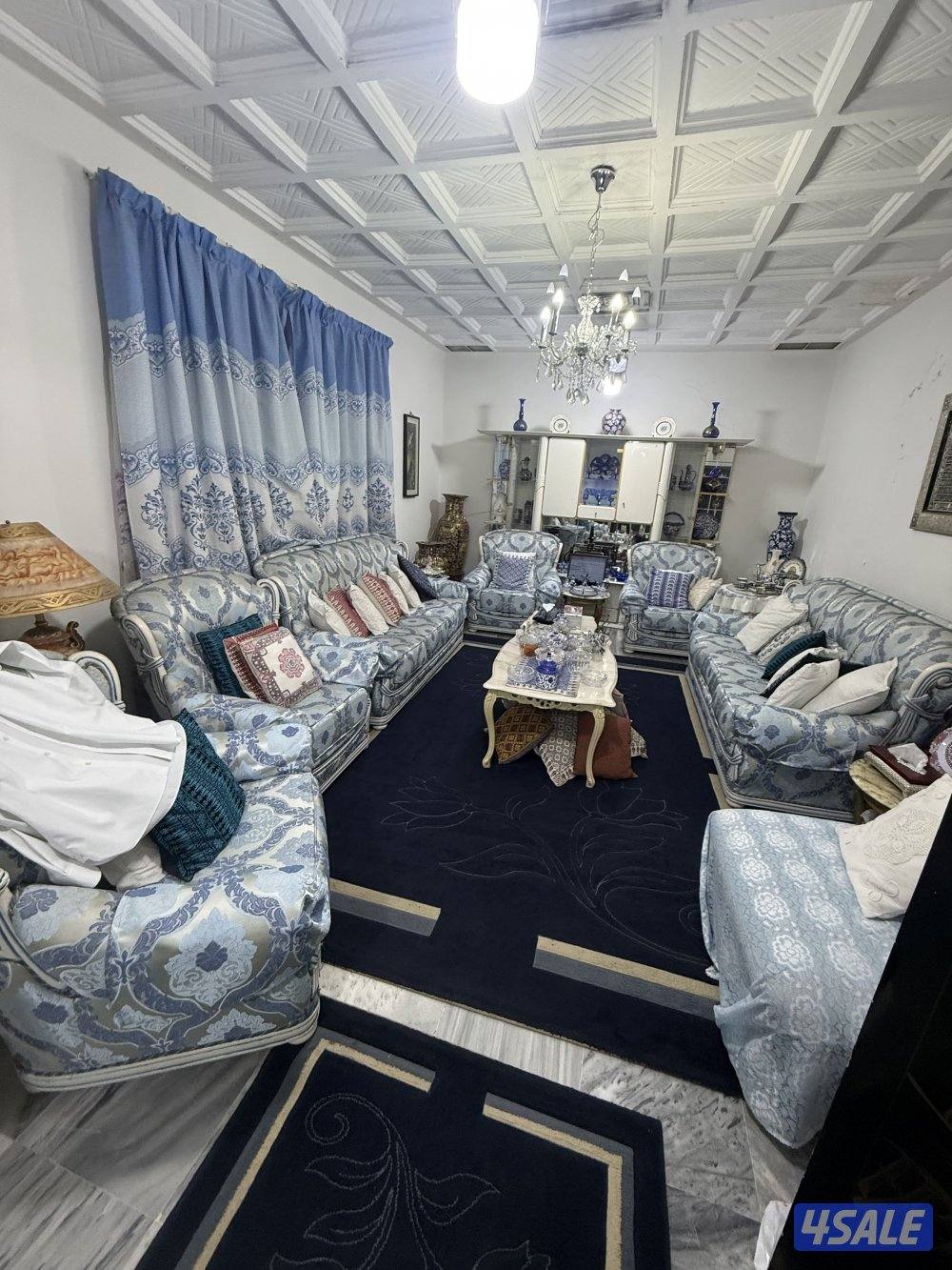 طقم جلوس فاخر متكامل- set living room5