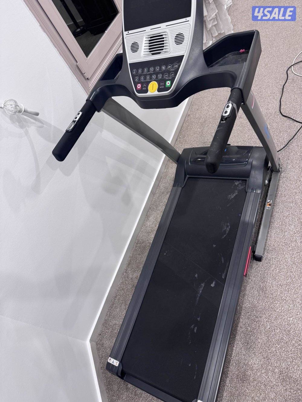 للبيع جهاز مشي ونسا2