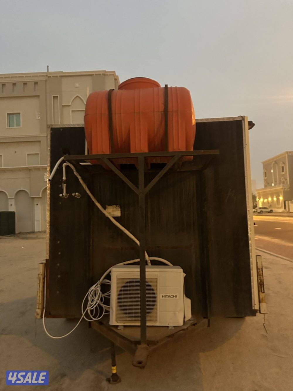 ترك شاهي سحب معه ماطور ومكيف الترك جاهز جيب عاملك وشغله1