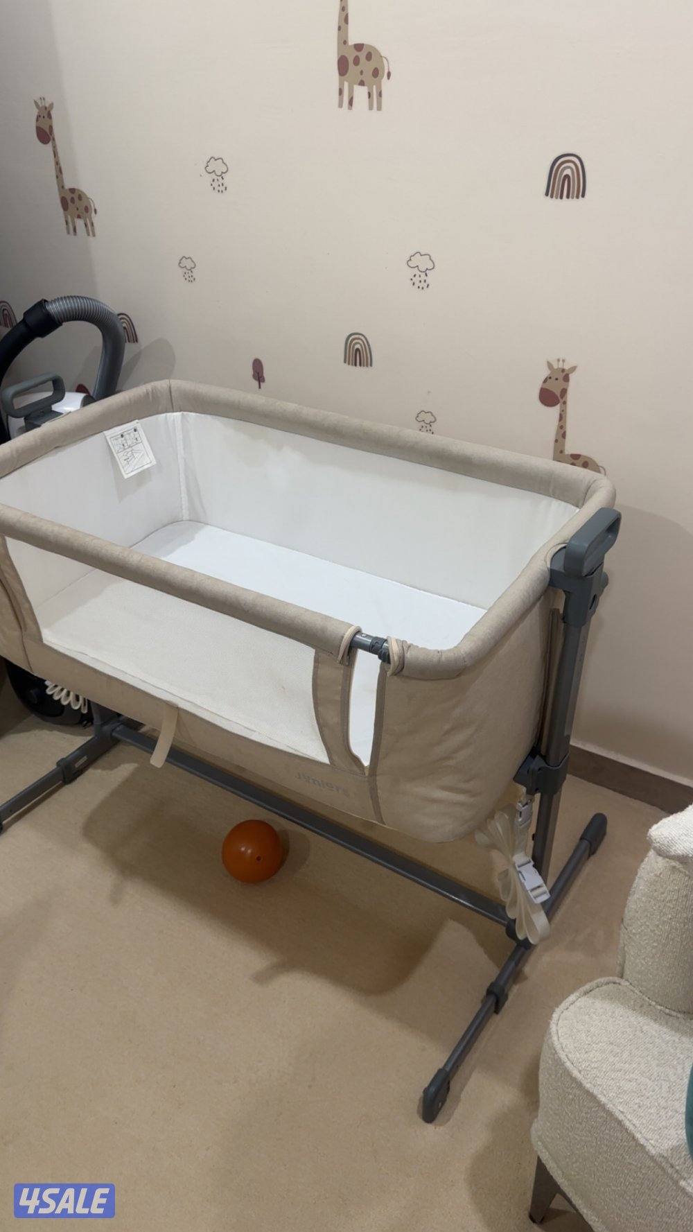 سرير اطفال نضيف1