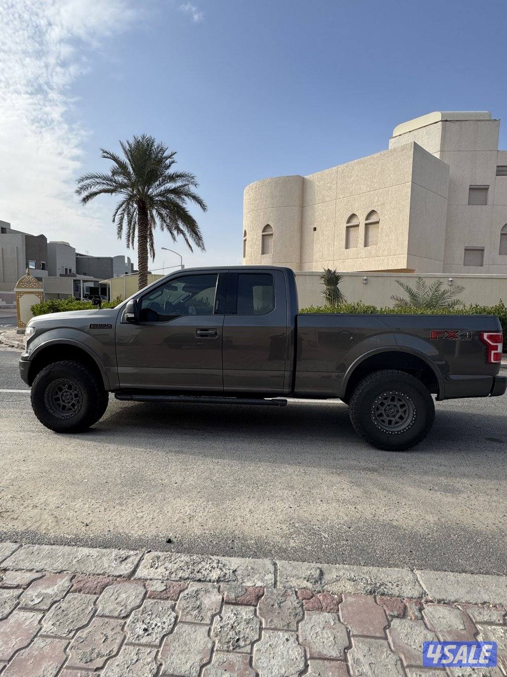 للبيع f150 دبل قير3