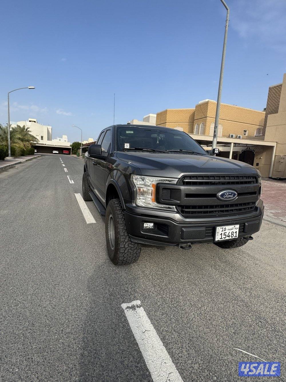للبيع f150 دبل قير4