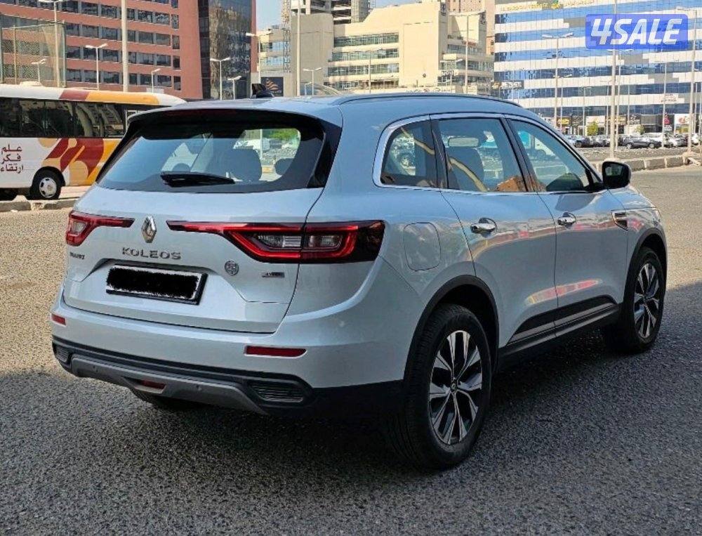 Renault Koleos 4×4 SE 11,400 km7