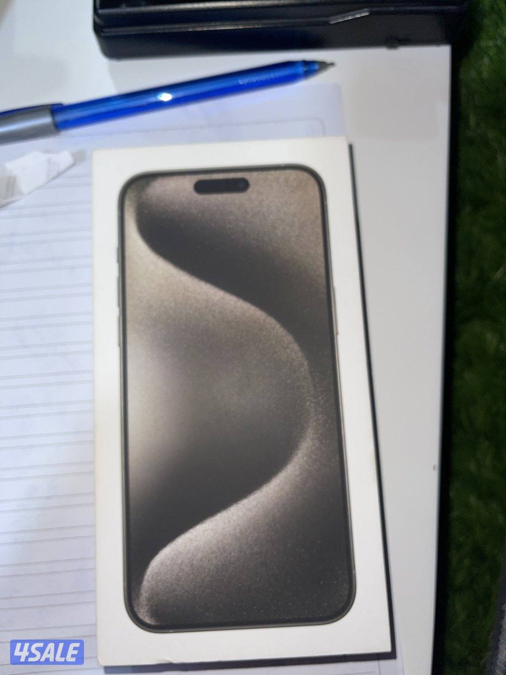 علبه آيفون ١٥ برو ماكس فاضيه نضيف ٢٦٥ق  التفاوض مفتوح بس للجدي يتصل0