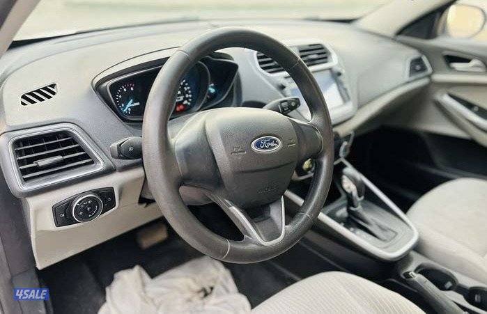 فورد اسكورت مكينة ١٥٠٠ سي سي2