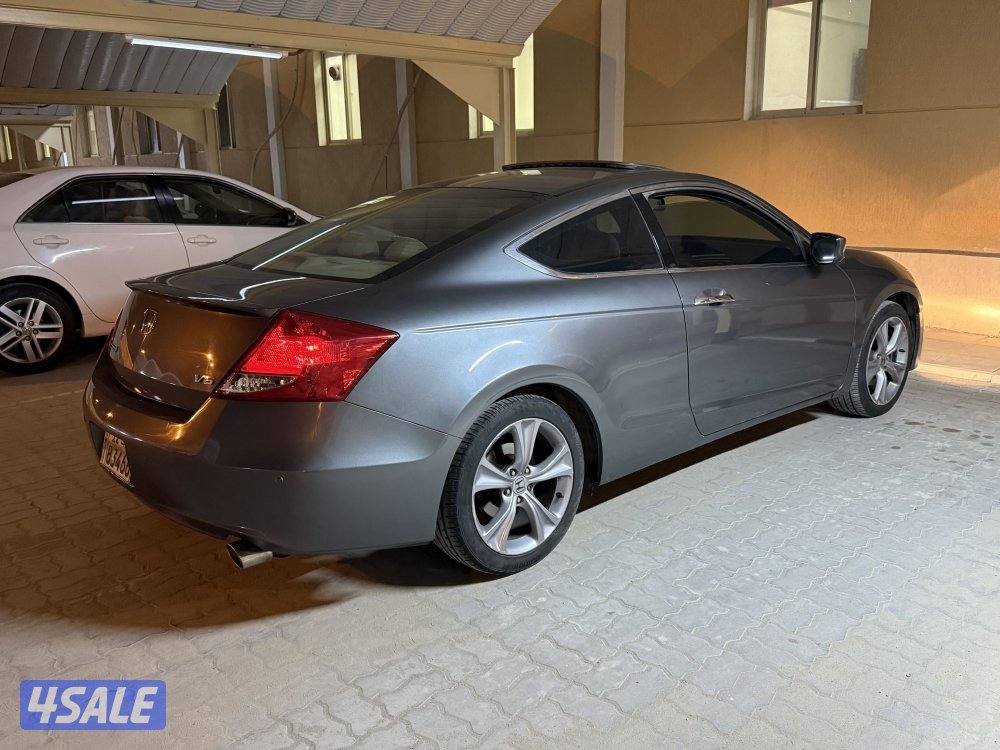للبيع  هوندا اكورد.  20120