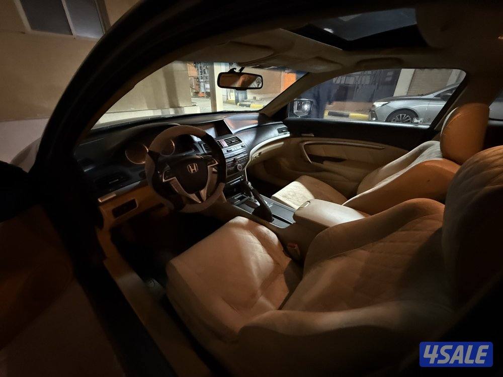 للبيع  هوندا اكورد.  20124