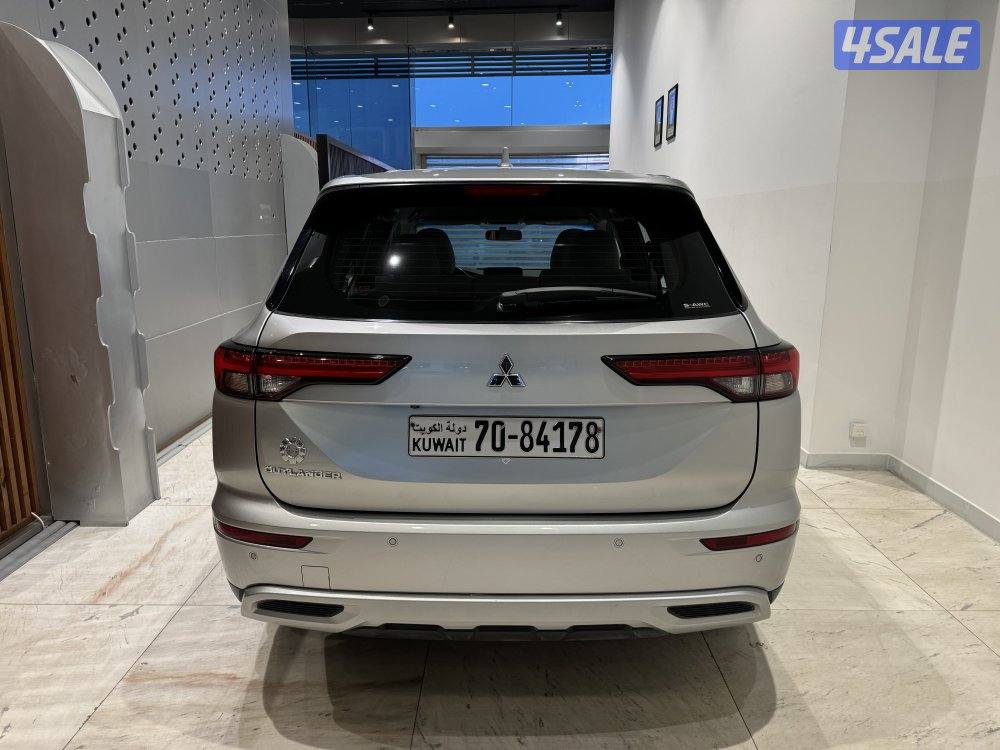 Mitsubishi Outlander3