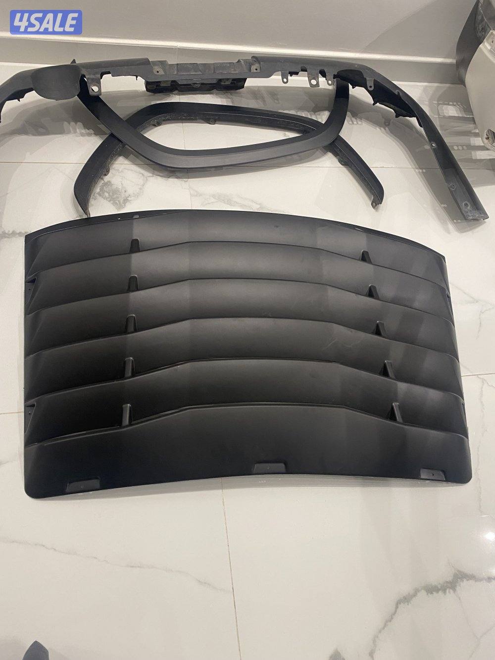 موستنغ + لاند1