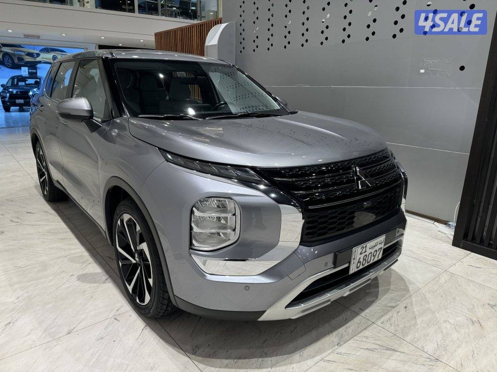 Mitsubishi Outlander2