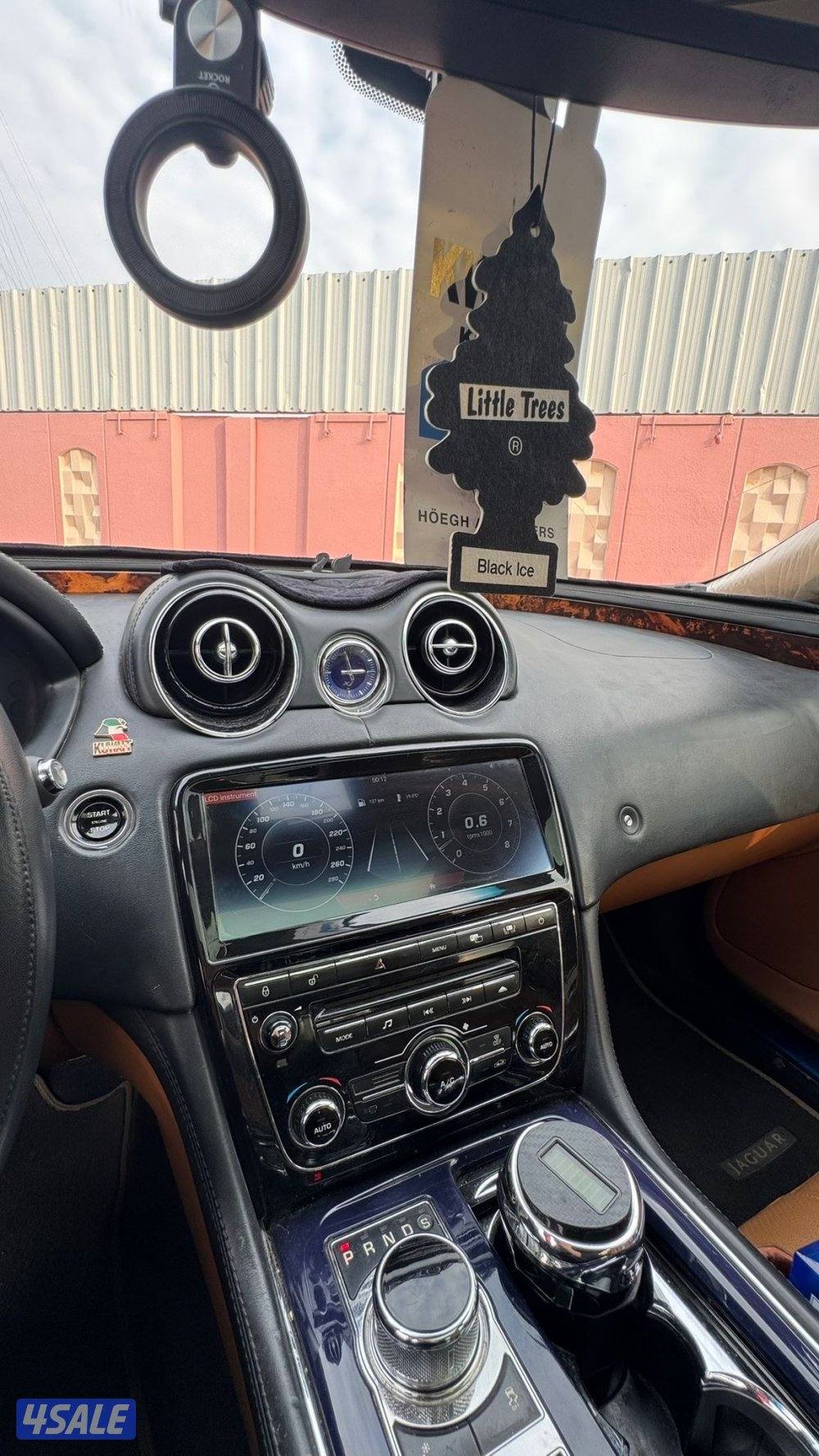 جاكاور مواصفات خاصة5