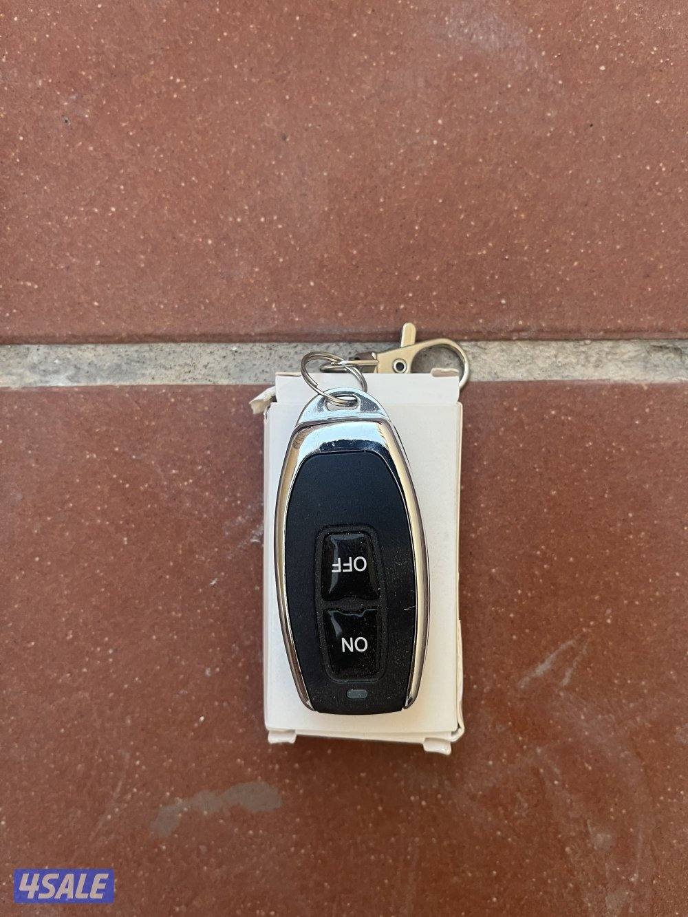 للبيع دبة اكزوز مع ريموت نظيفة جدا2