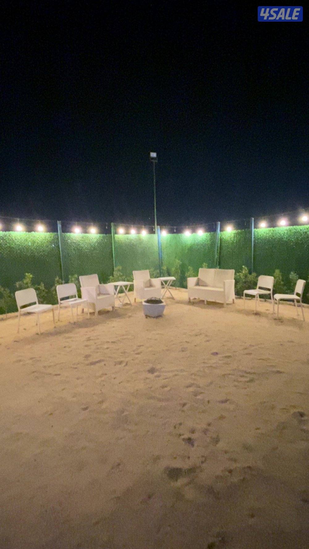 للايجار مخيم الدلال8