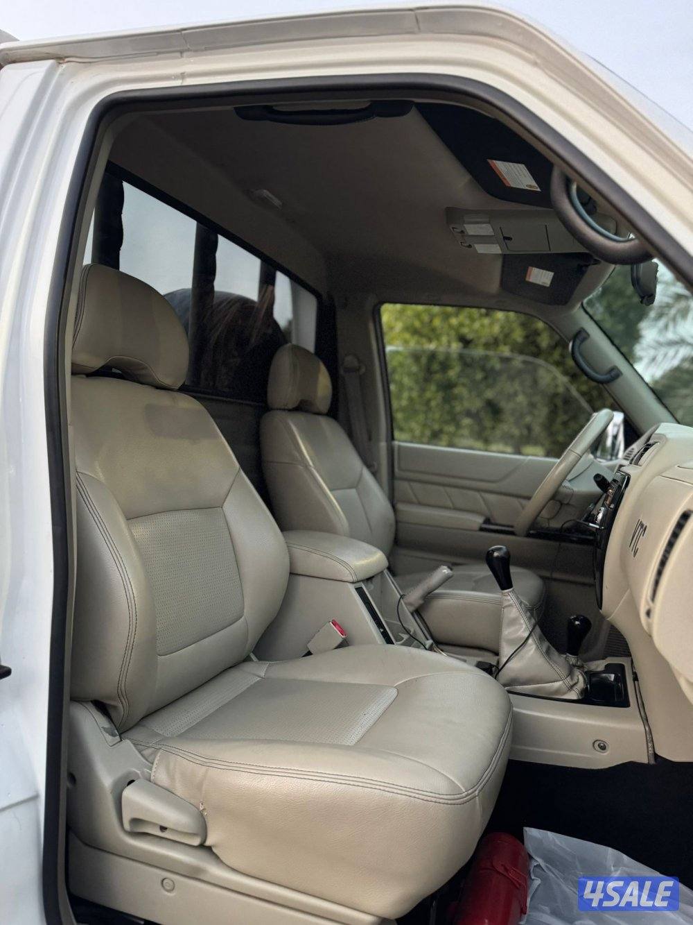 للبيع وانيت سفاري قير عادي شرط الفحص بحاله نادره8