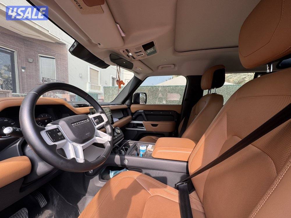 Model 2024 black V64