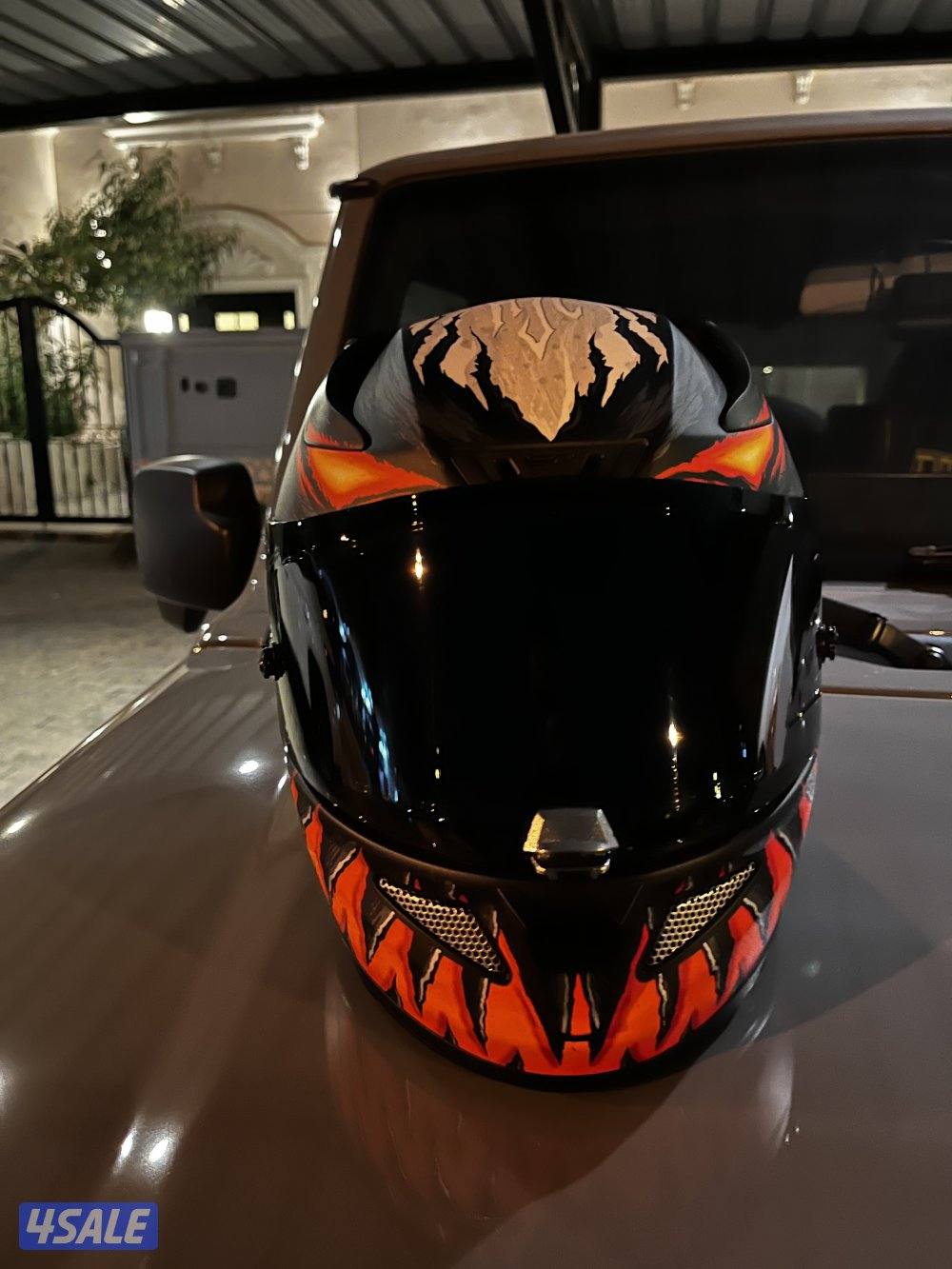 للبيع خوذه2