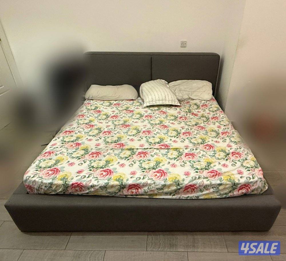 نشتري جميع الاثاث ولجهزا الكهرباية وقرف انوم0