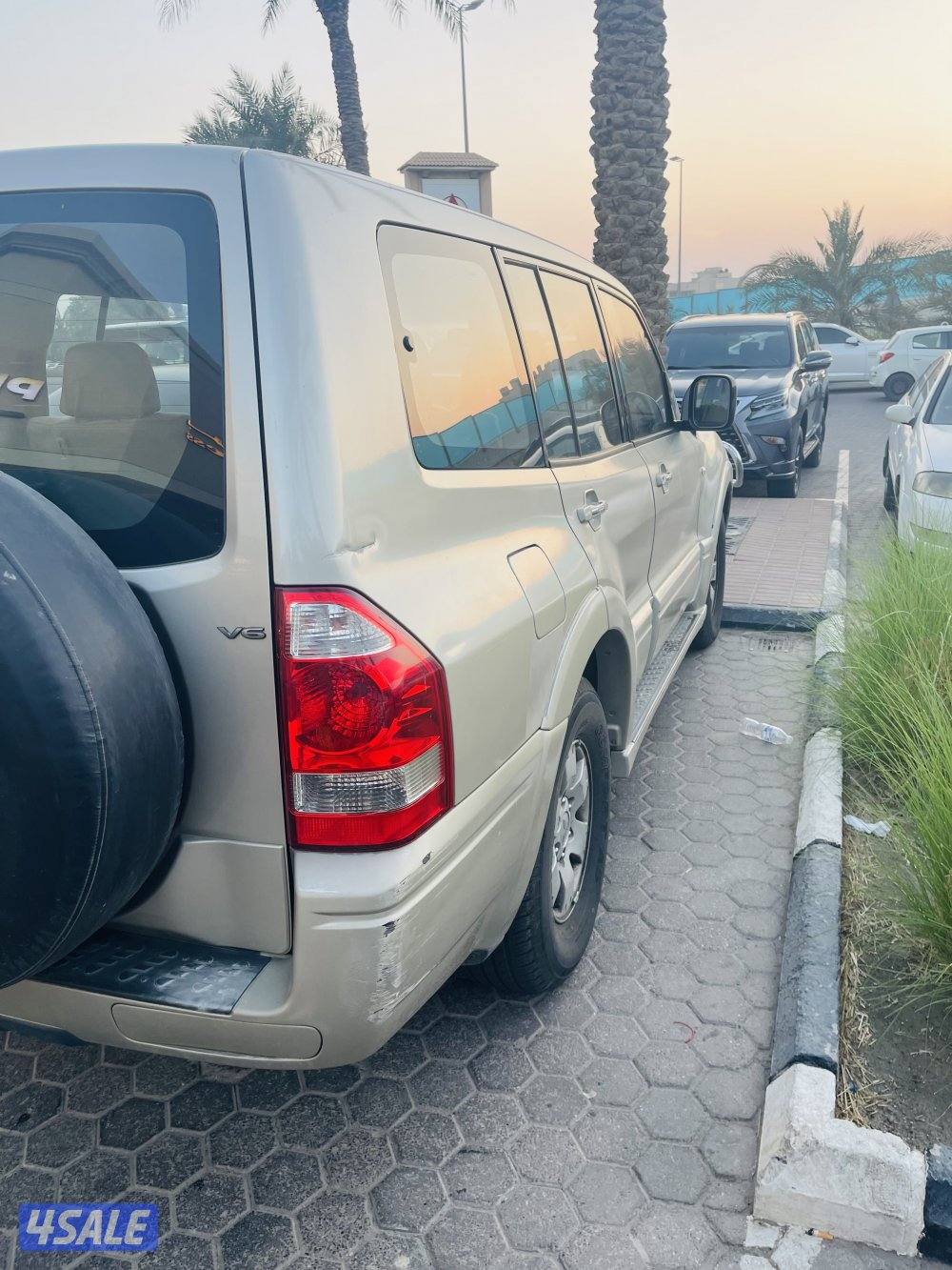 للتواصل واتساب فقط4