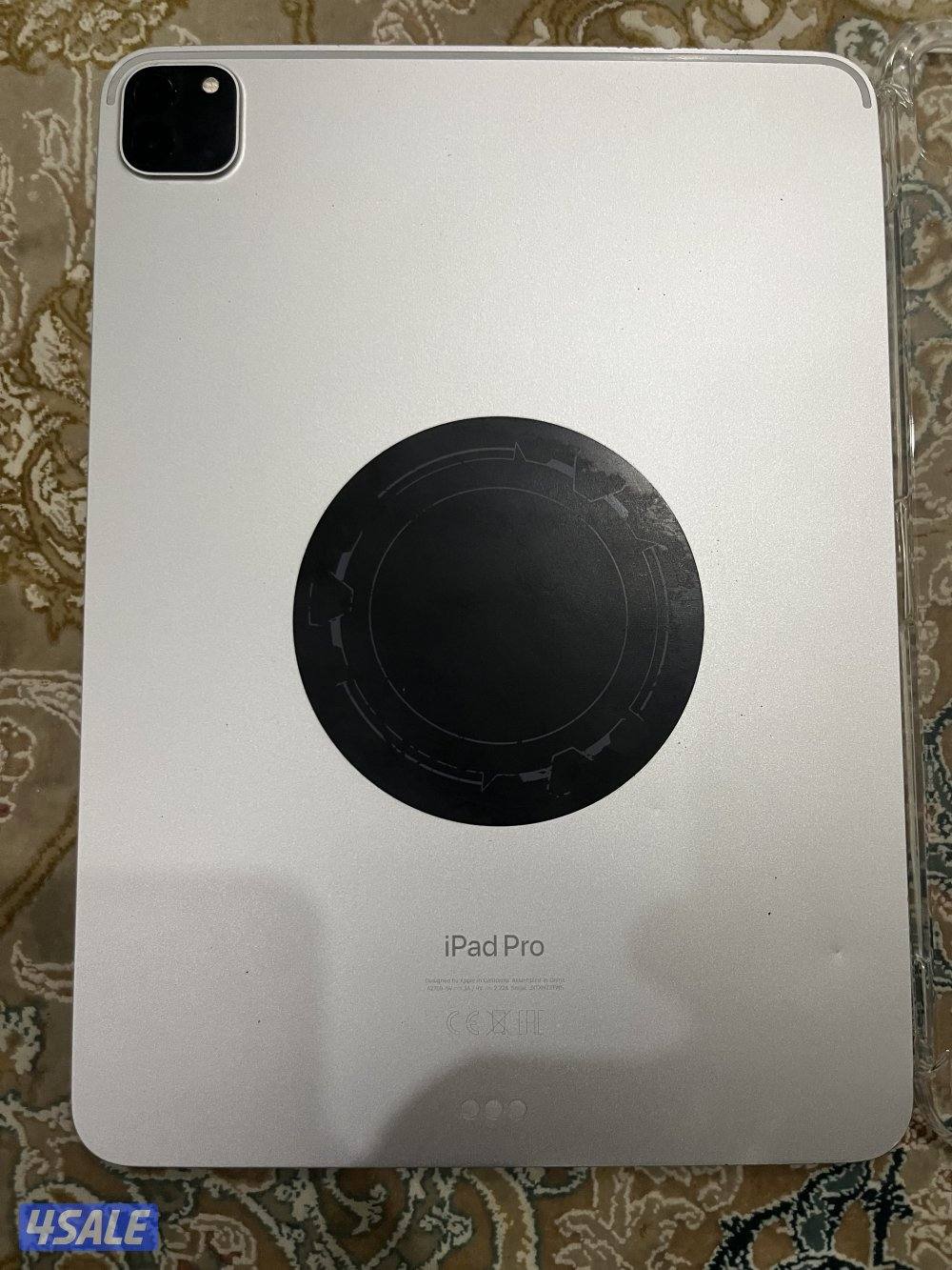 ايباد ابروm2 بوصه 11 قيقا128 مو مبدل شي0