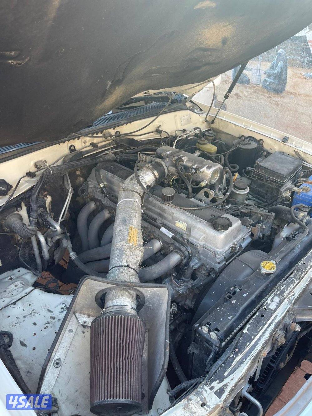 للبيع لاند كروزر موديل 2004  قير عادي اساس10