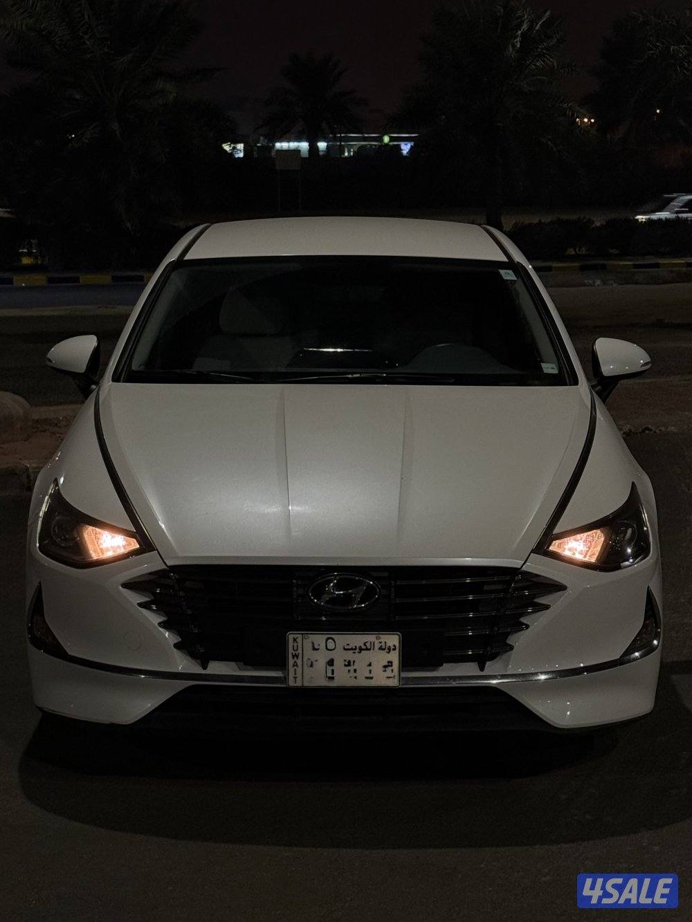 للبيع او للبدل مع لكزس ISF سوناتا من النوادر بالممشى2