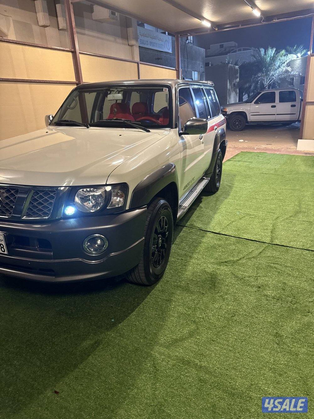 للبيع فتك ٢٠١٢ وكاله سياره تبع وزاره الداخليه جير عادي دفلوك تكييف خلي0