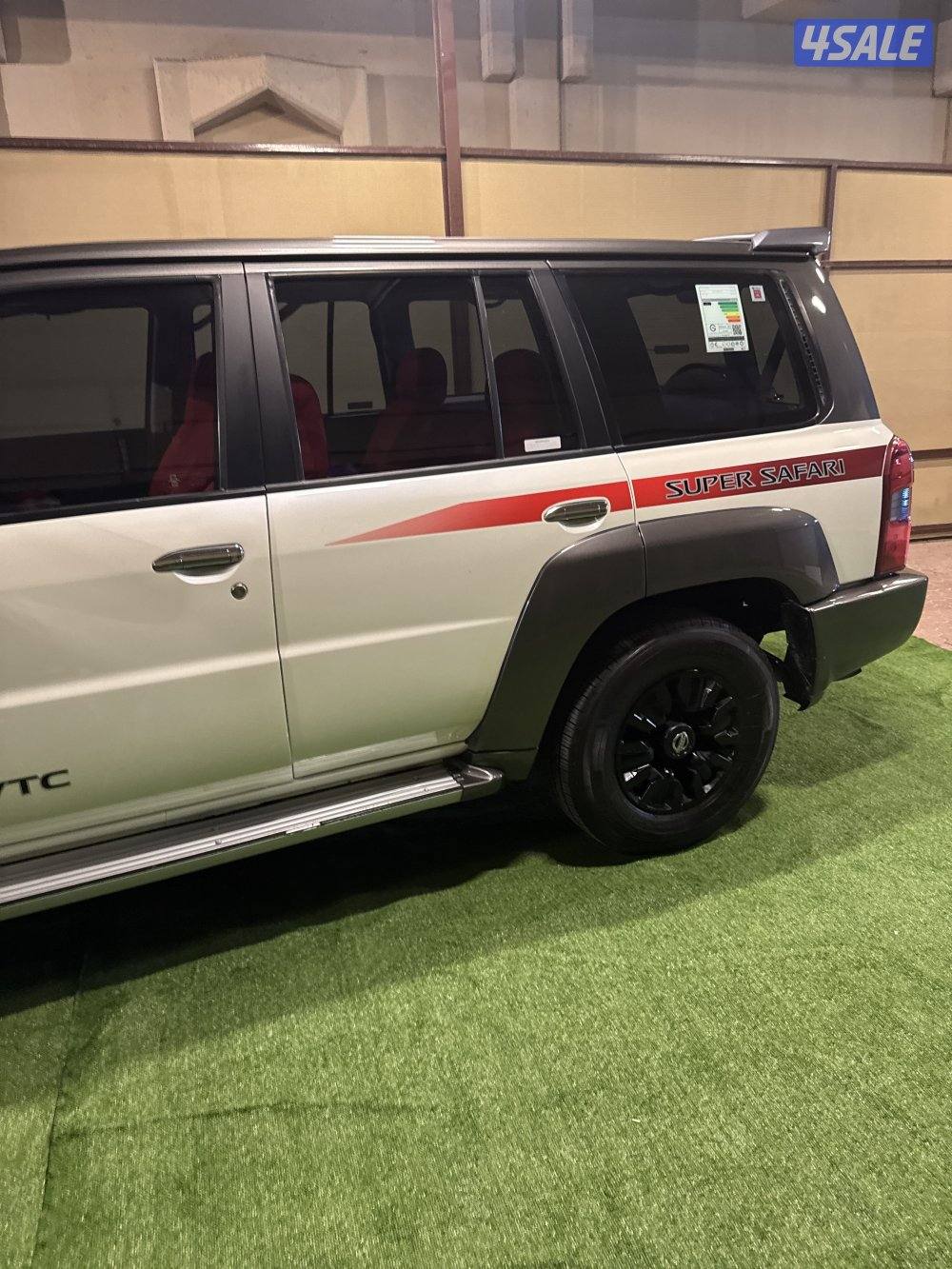 للبيع فتك ٢٠١٢ وكاله سياره تبع وزاره الداخليه جير عادي دفلوك تكييف خلي2