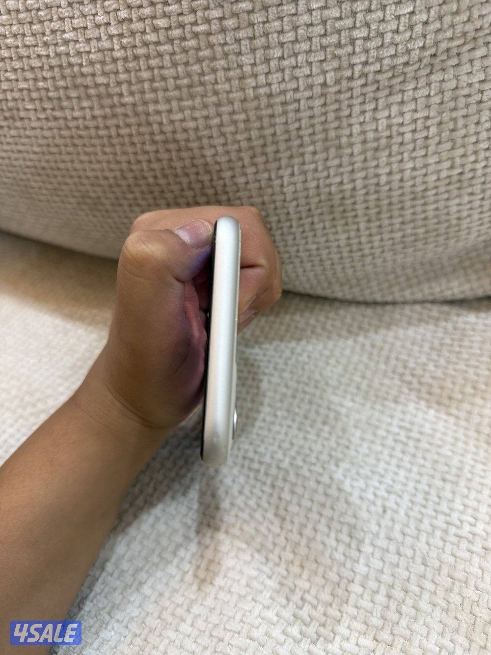 iPhone 11 good performance battery health 97 back glass broken a bit4