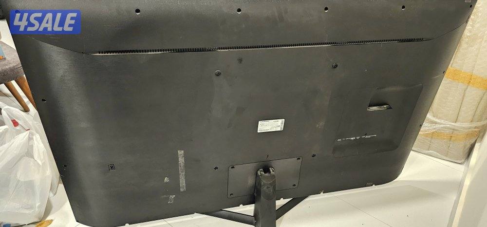 السلام عليكم شاشة ماركة تركية 65 بوصة سمارت الشاشة مكسورة1