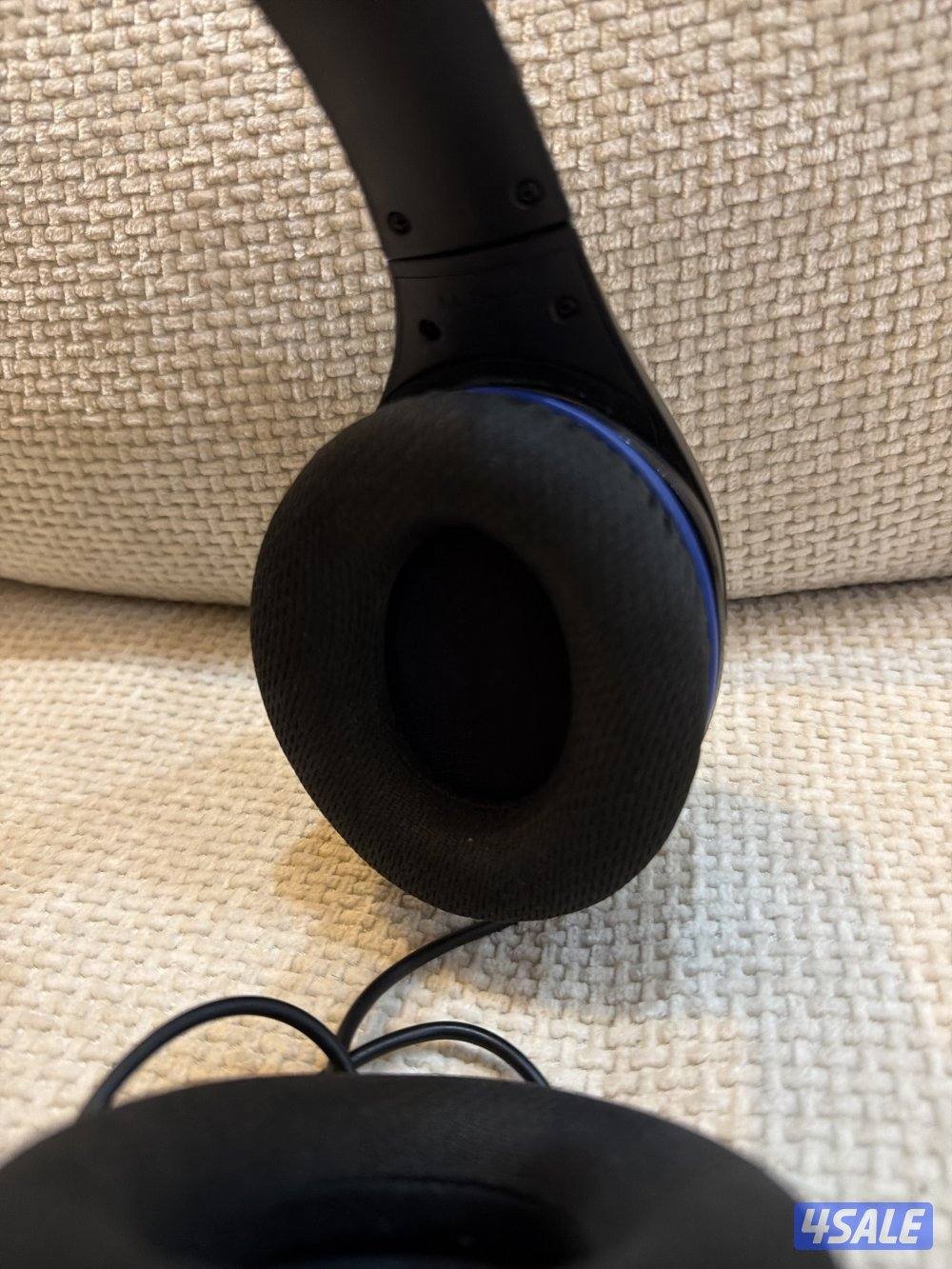 Used clean good speaker mic works good for games2