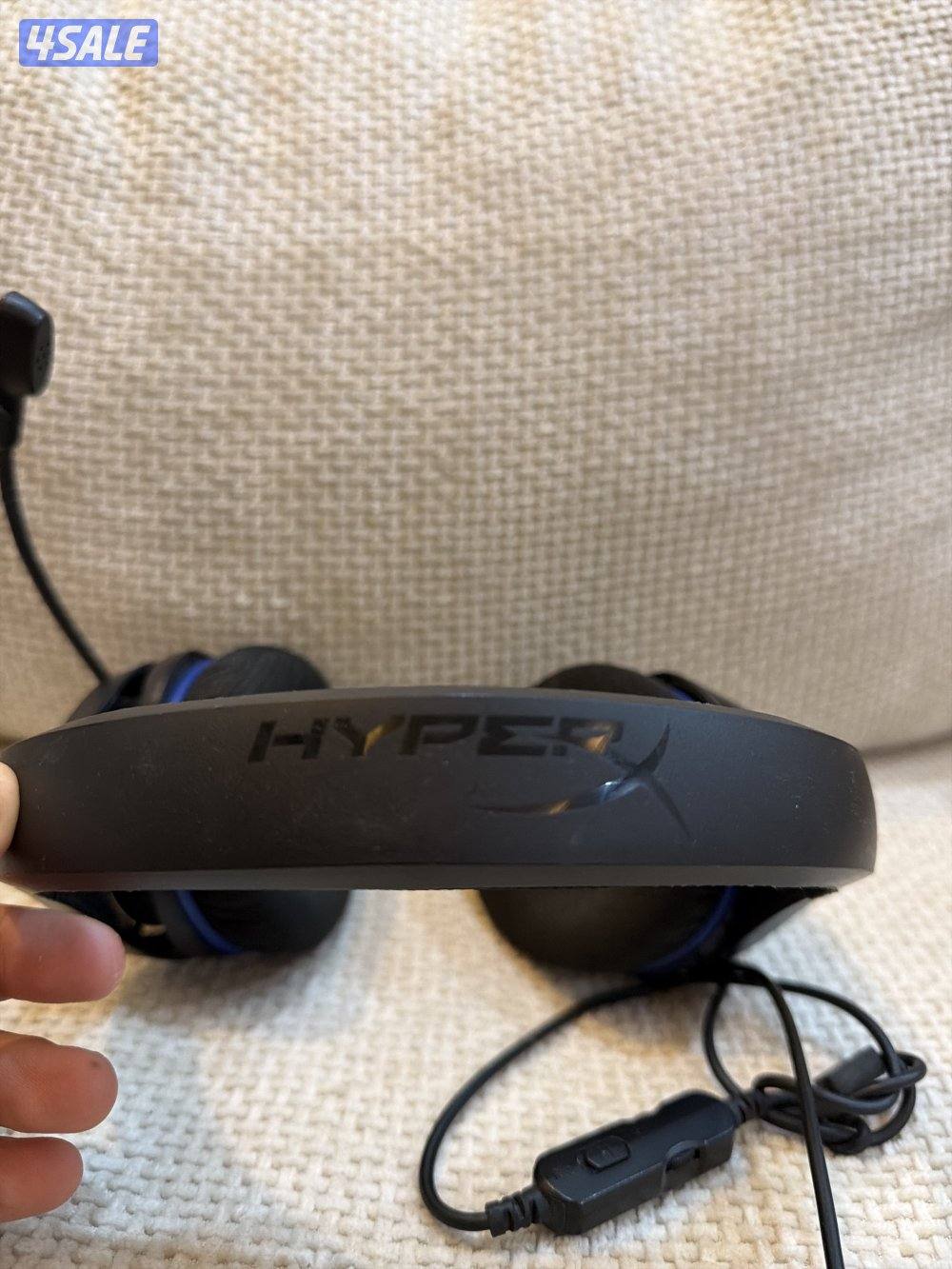 Used clean good speaker mic works good for games3