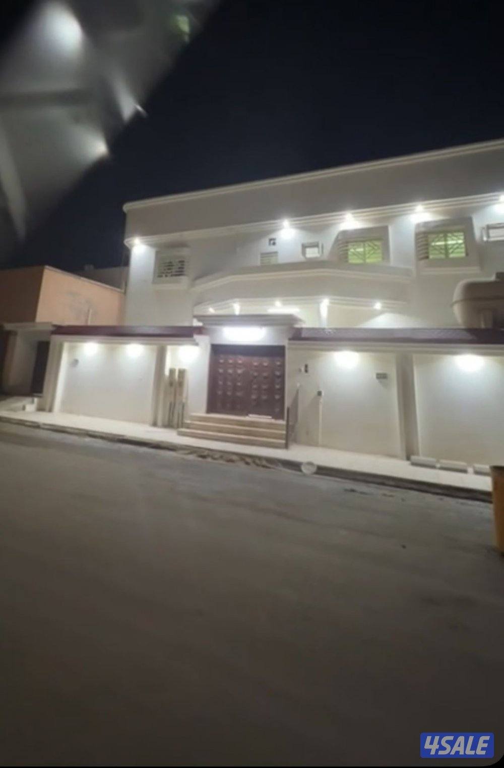 للبيع فيلا بالنعيرية3