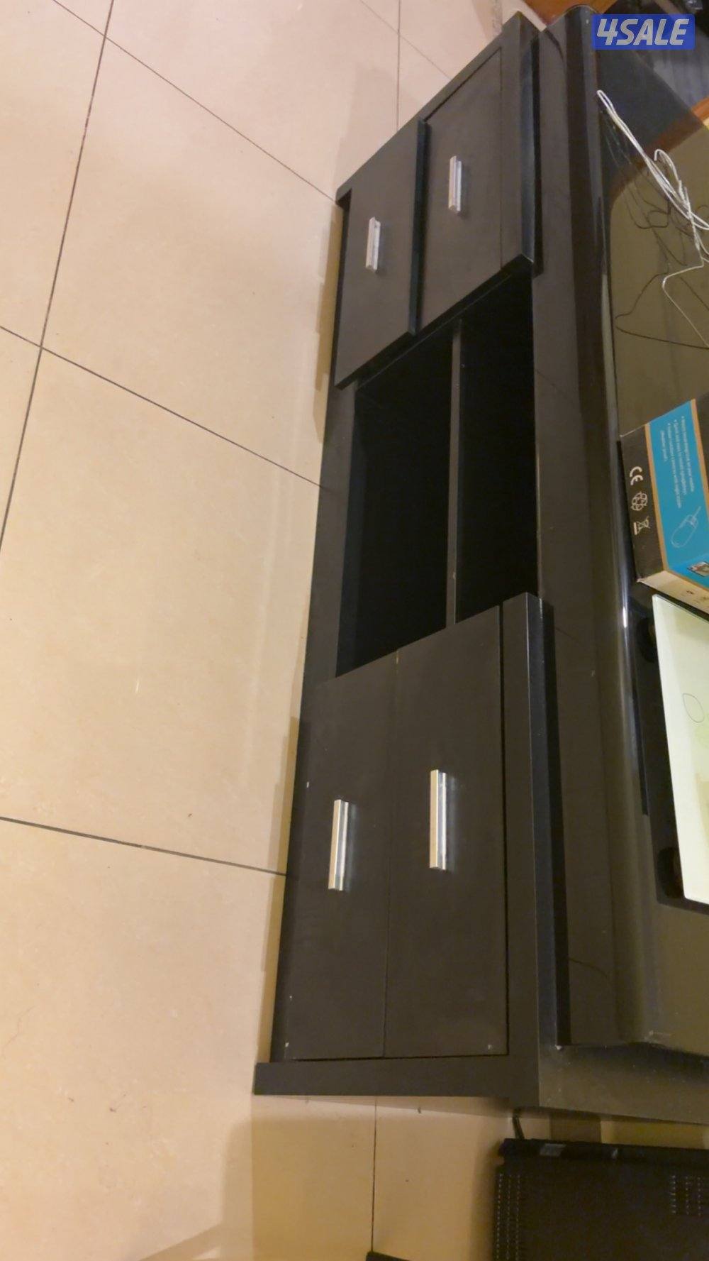 طوله خشب وزجاج التلفزيون0