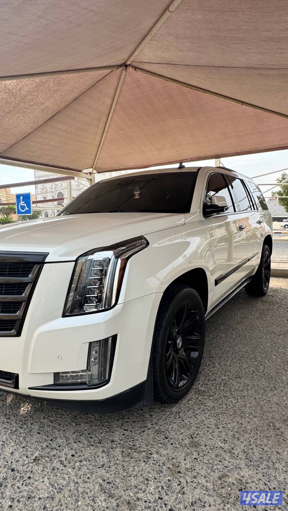 كاديلاك اسكاليد للبيع او للبدل3