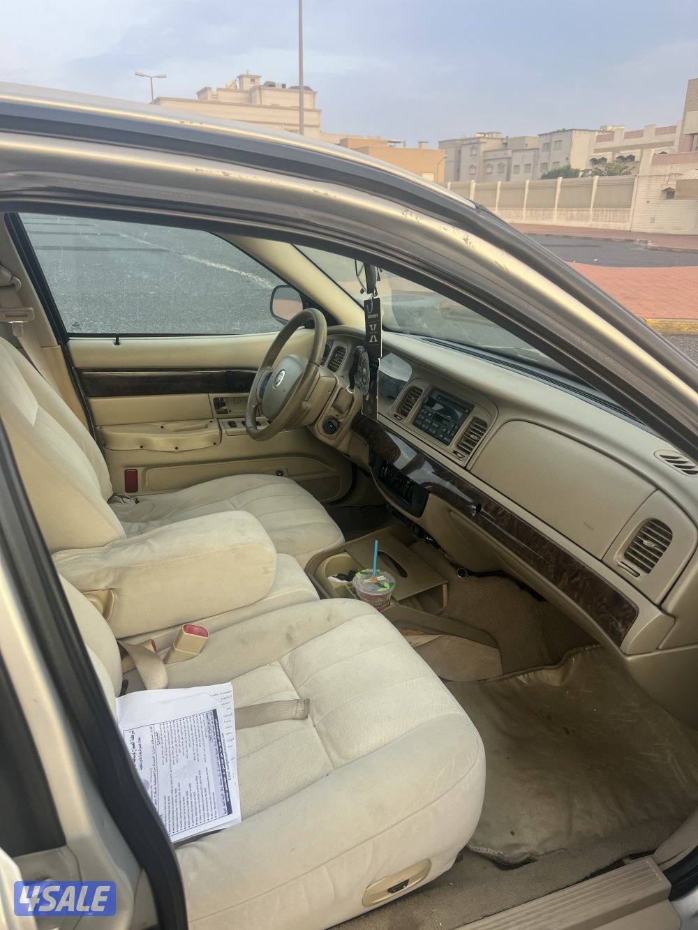 للبيع فورد ماركيز ٢٠١٠4