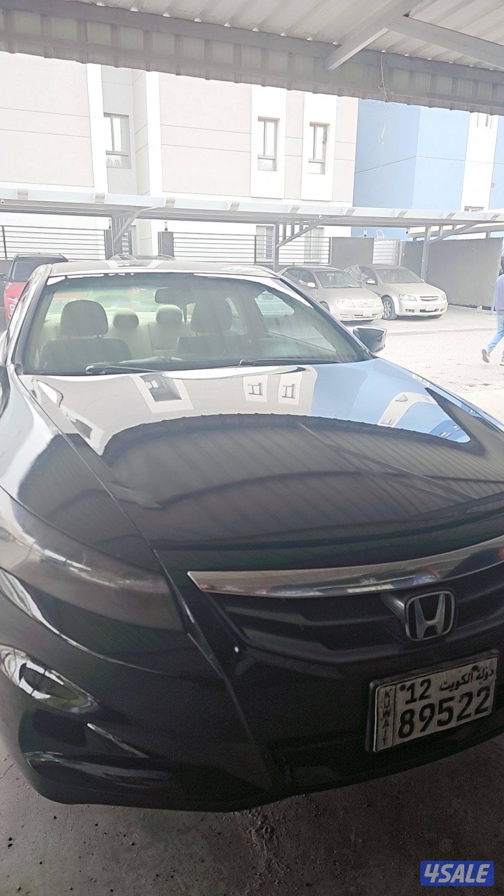 هوندا اكورد كوبيه للبيع ٦سلندر موديل ٢٠١٢ ممتازة لا تحتاج لاي مصاريف1