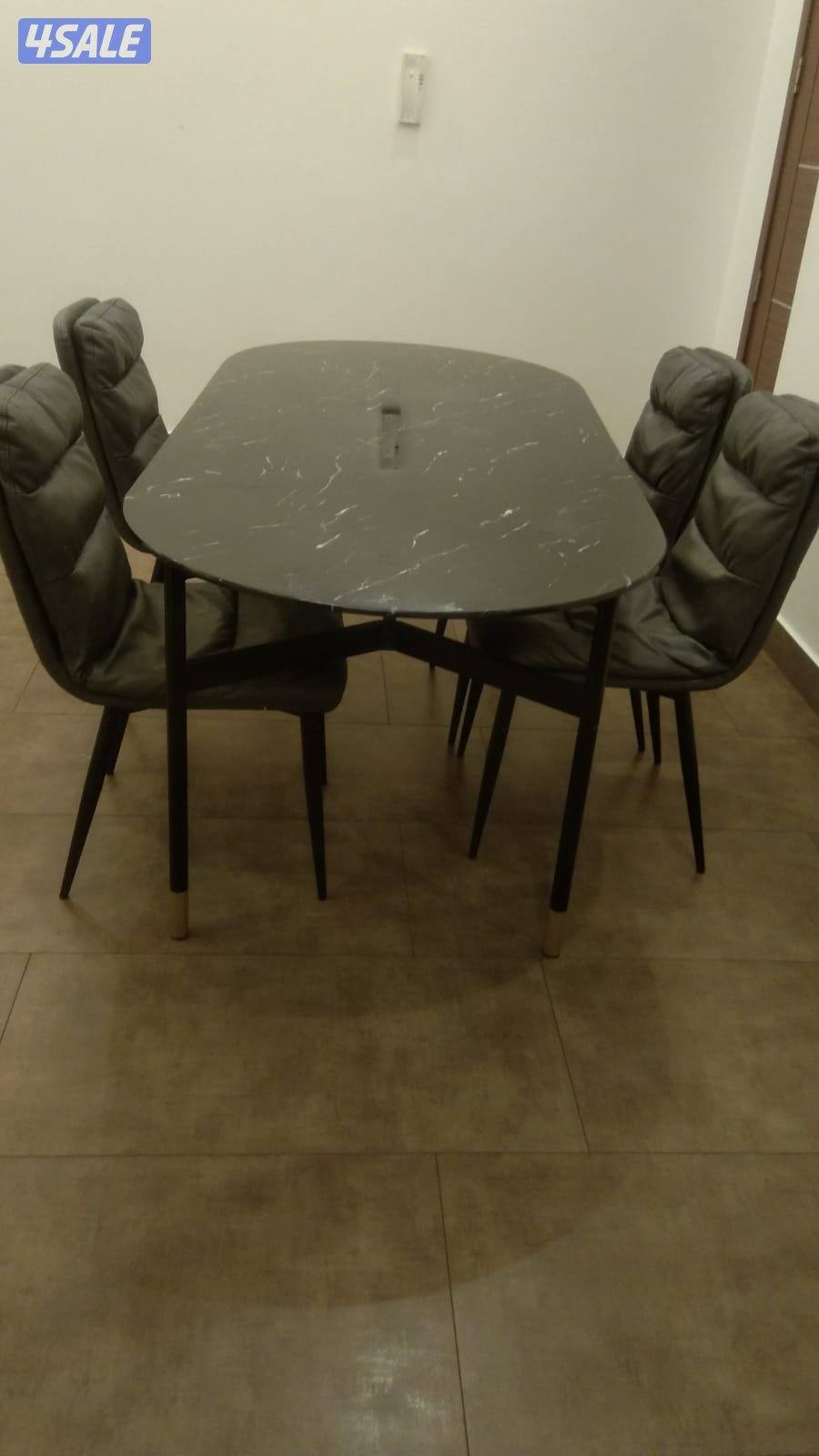 بيعه سريعه طاولة طعام فخمه ماربل4