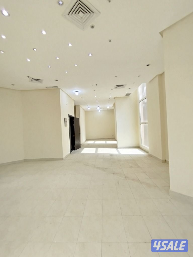 للايجار شقة تجاري لصالون او اتيلية سيدات السالمية قطعة 103