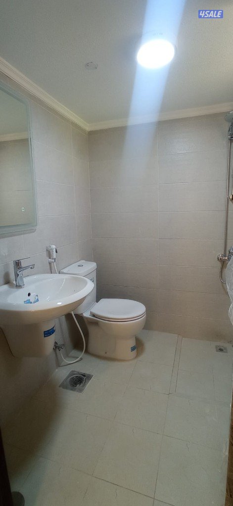 للايجار شقة سوبر لوكس 3 غرف ميدان حولي11