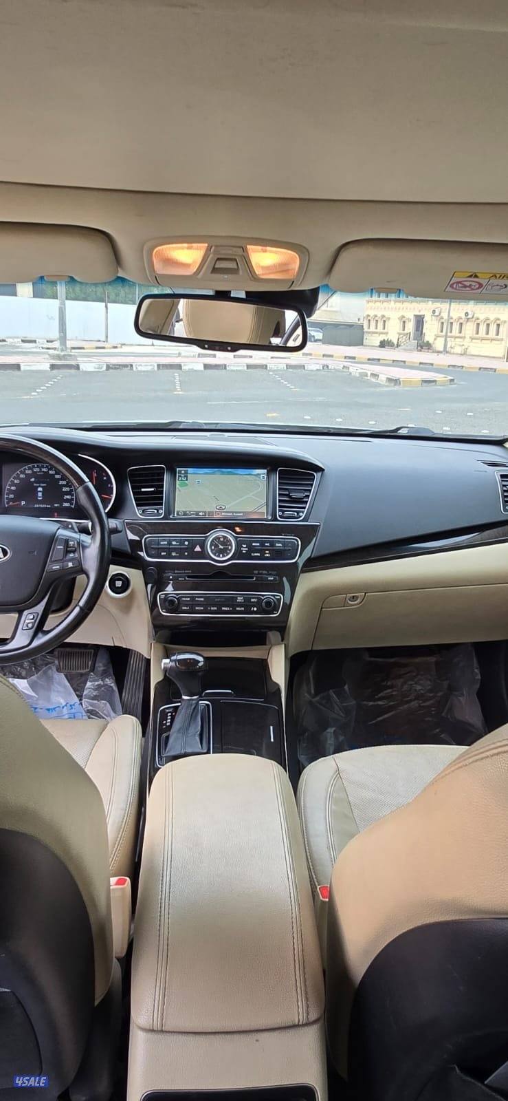 للبيع كيا كدنزا موديل ٢٠١٤ ماشي ٢٣٠ فحص مكينه قير شاصي فل بنورما5