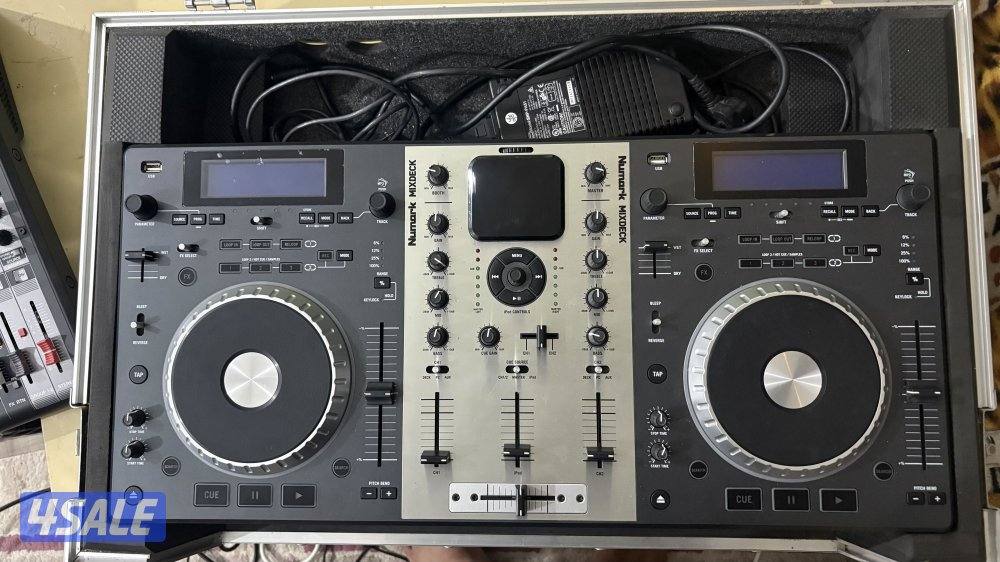 Numark Mixdeck1