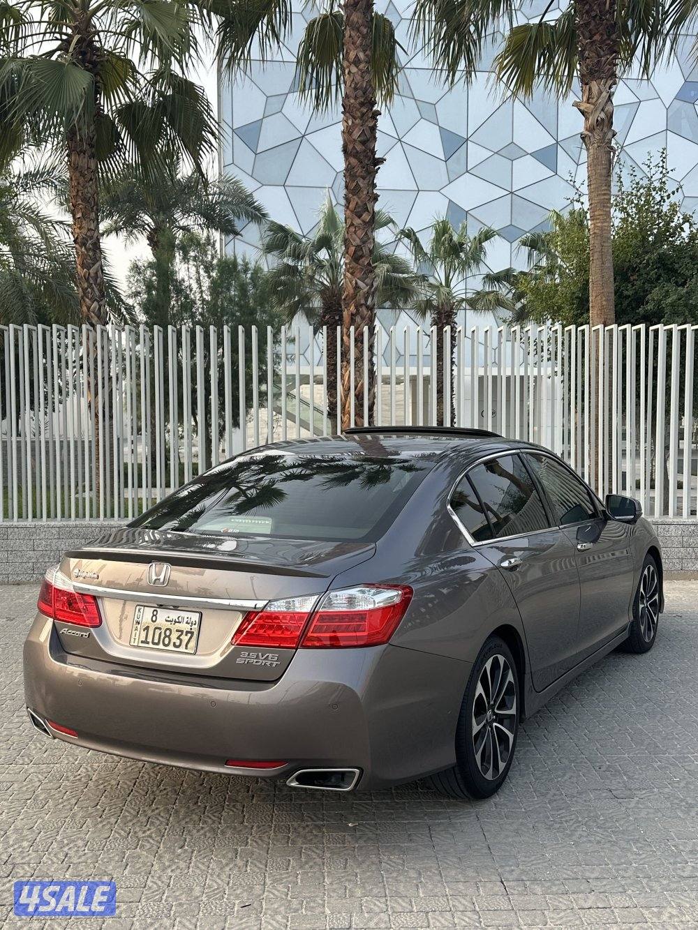 هوندا اكورد 2015 Sport — الدرجة الأولى نافجيشين5