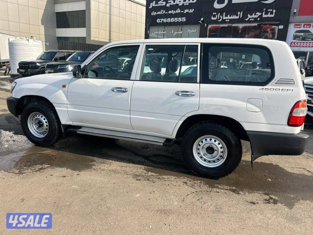 تويوتا لاند كروزر G-V6 موديل 2007 ماشى 375.000 k.m2
