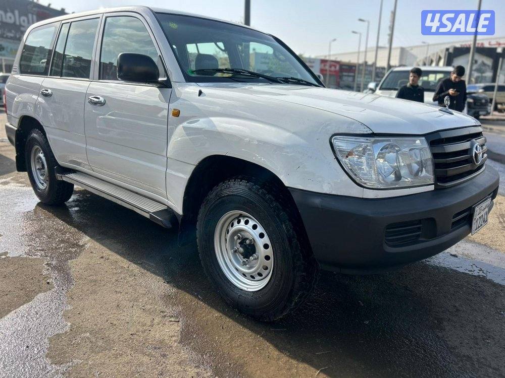 تويوتا لاند كروزر G-V6 موديل 2007 ماشى 375.000 k.m1