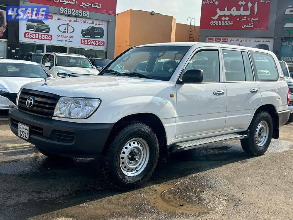 تويوتا لاند كروزر G-V6 موديل 2007 ماشى 375.000 k.m8