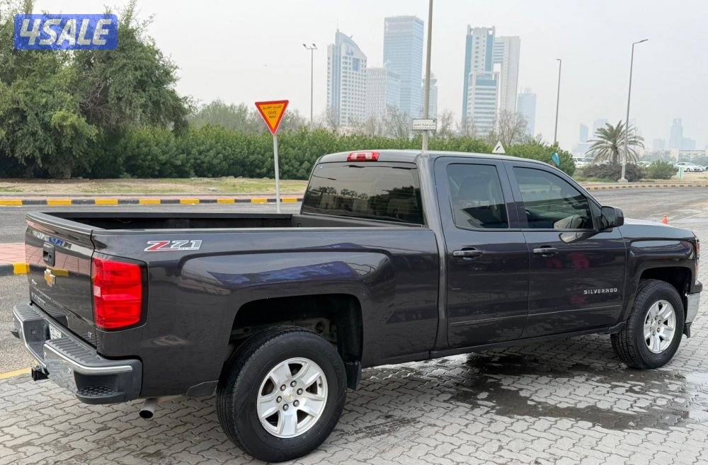للبيع وانيت 1500سلفرادو LT2015 قمارة ونصف وكالة الغانم الدفع دبل 4×42