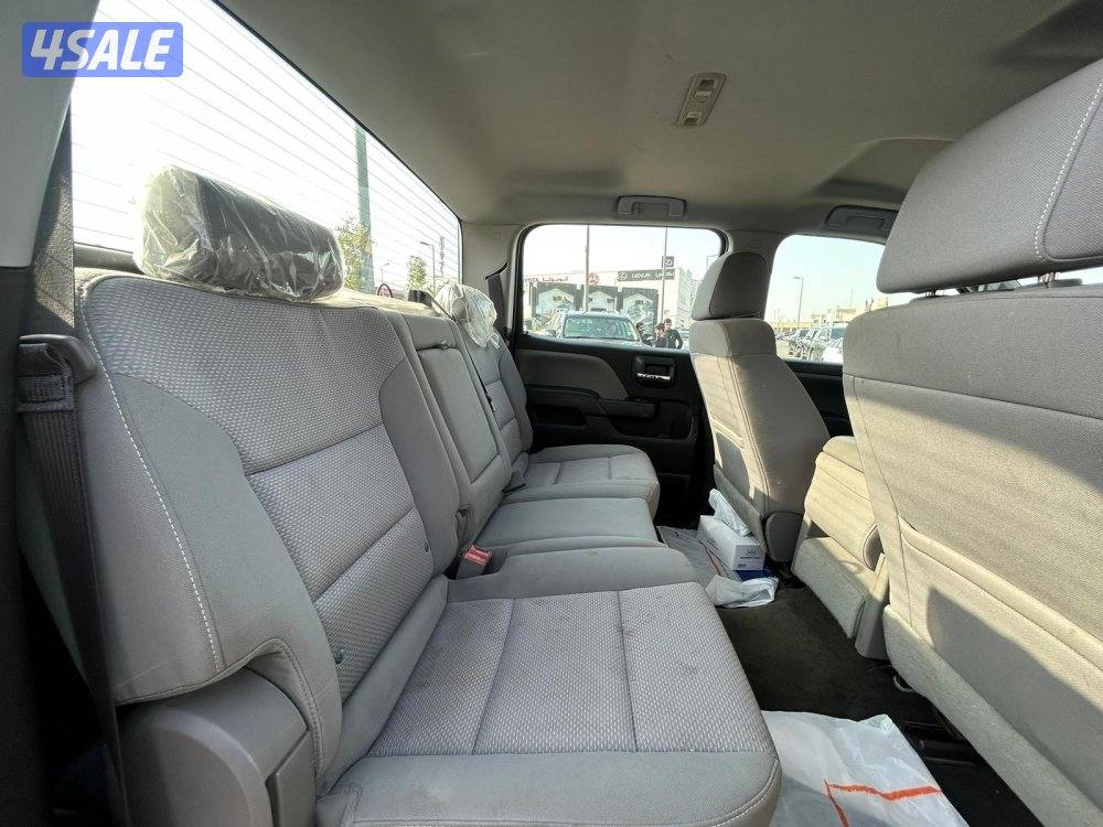 شيفرولية سلفرادو 2500 HD موديل 2017 ماشى 137.000 k.m4