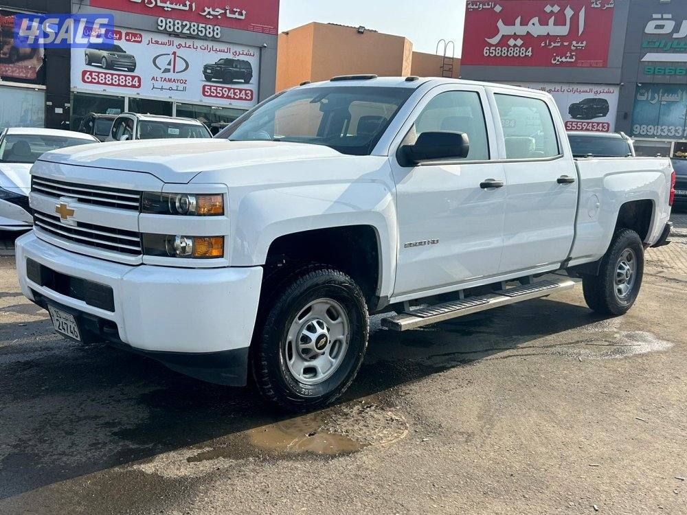 شيفرولية سلفرادو 2500 HD موديل 2017 ماشى 137.000 k.m8