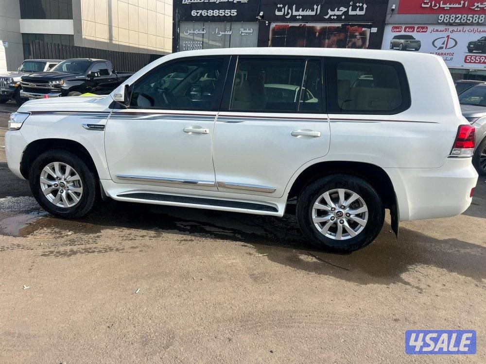 لاند كروزر GX.R-V6 موديل 2021 ماشى 159.000 k.m   وارد الخليج .3
